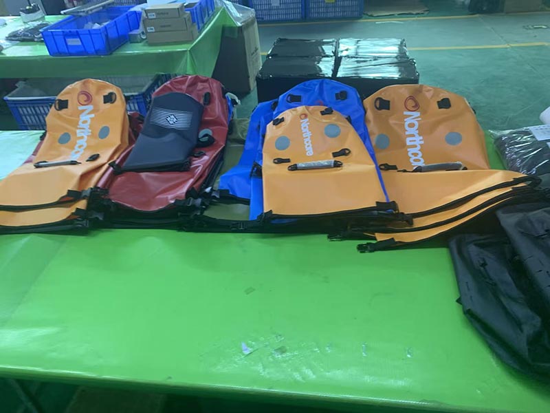 Waterproof Dry Barrel Bag Batch Production Completed – Pagsulong ng Mga Kakayahan sa Paggawa at Kalidad